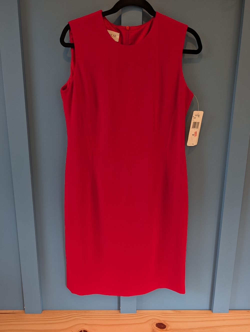 Jones Wear Red Sleeveless Midi Sheath Dress